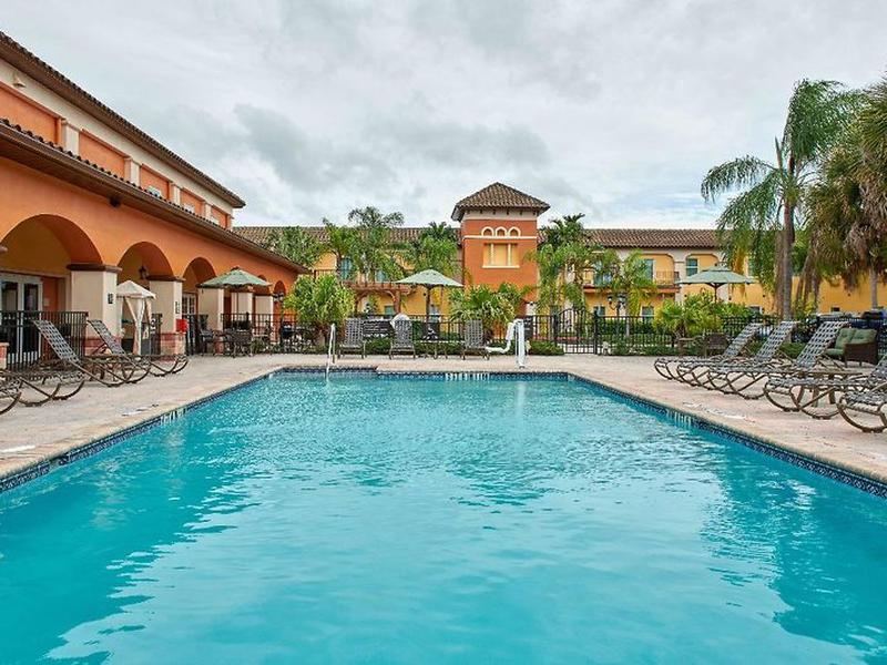 F0F55AC9D9D3E16972785B1D5A5E92FC