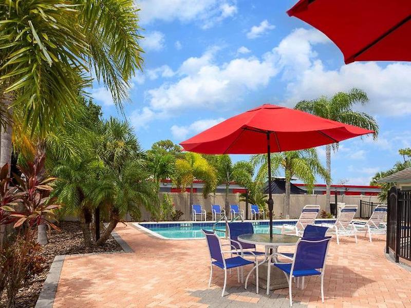 81C23ABEF79D6F6C1A8C3FD63D1D7893