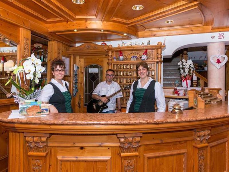 E2EB47AD838B8287D33F80475DCD41AB