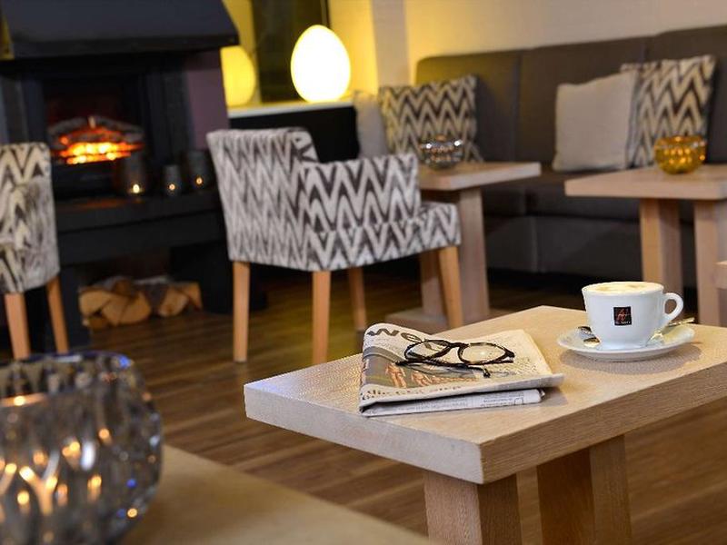 3DEE0F24349F293552B92253BC306334