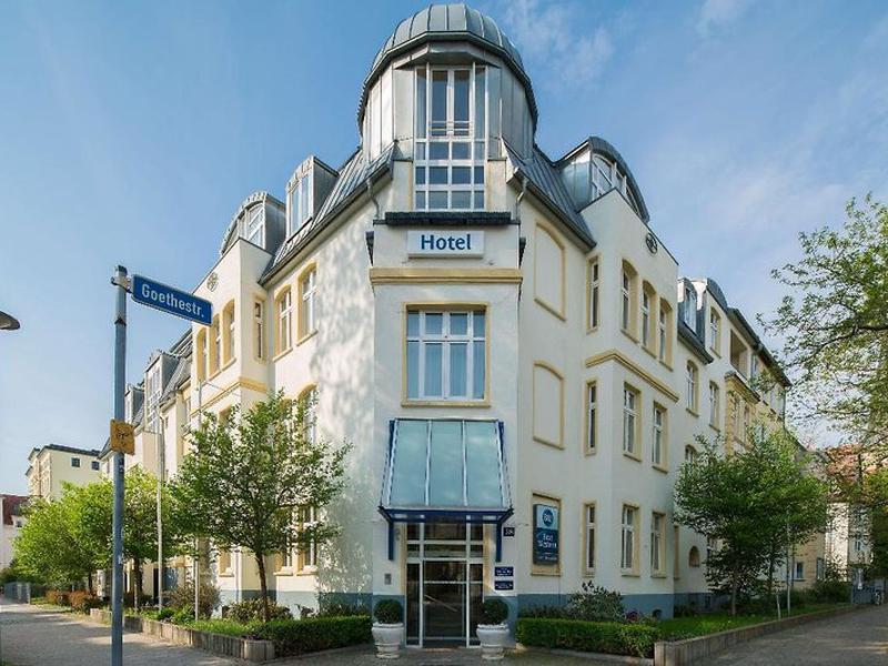 E10500B768221E0F0DCA273DA8D1C70D