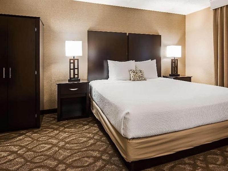 F737E2DECB0D512F5FE5CE2404B1B464