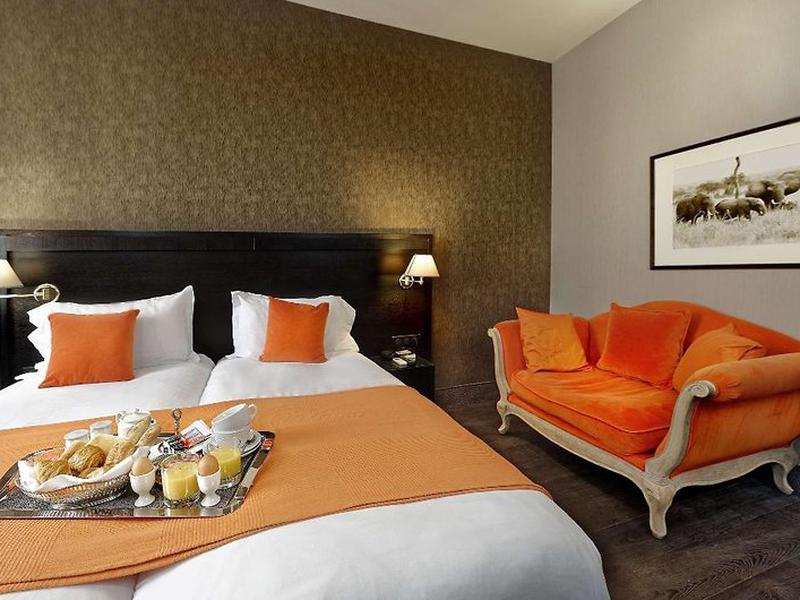 72C89619977BBF5A356B9C986800585D