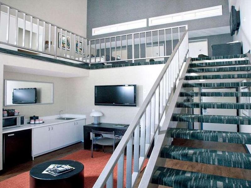 074B0B1DDDF0C4B775BE5E9C10DAF32B