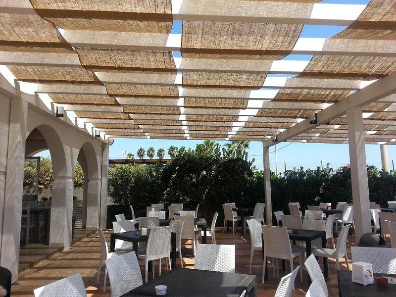 E099470A9D9975830B51DDB026F2E361