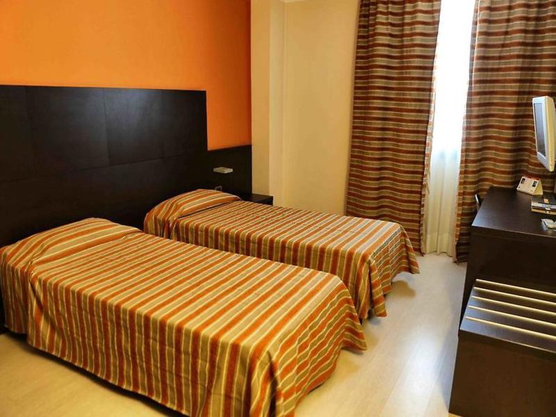 32AA7ADF4949C769010D136CCD8B70AE