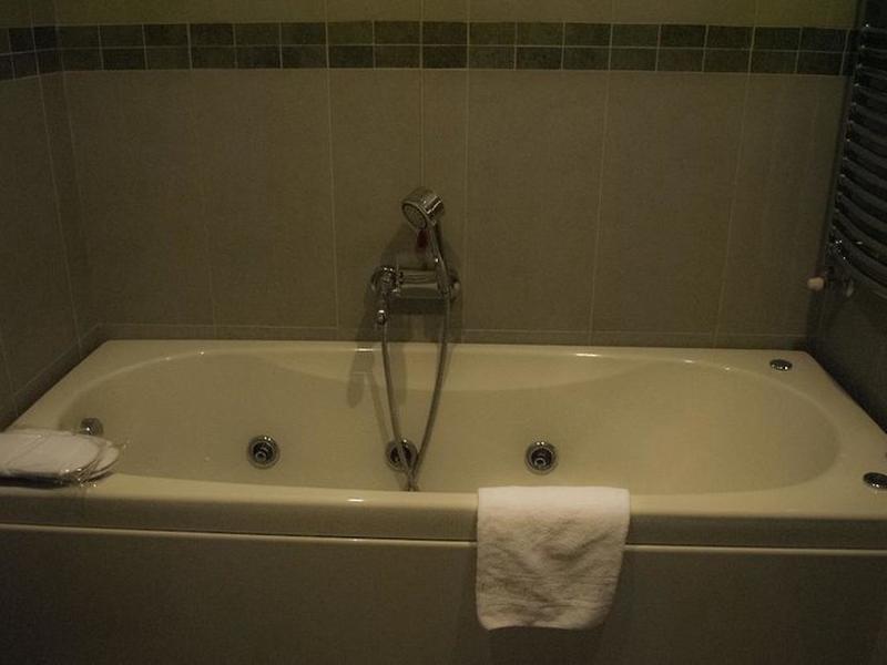 E2F981255E10043E17C6419A5CF3FD59