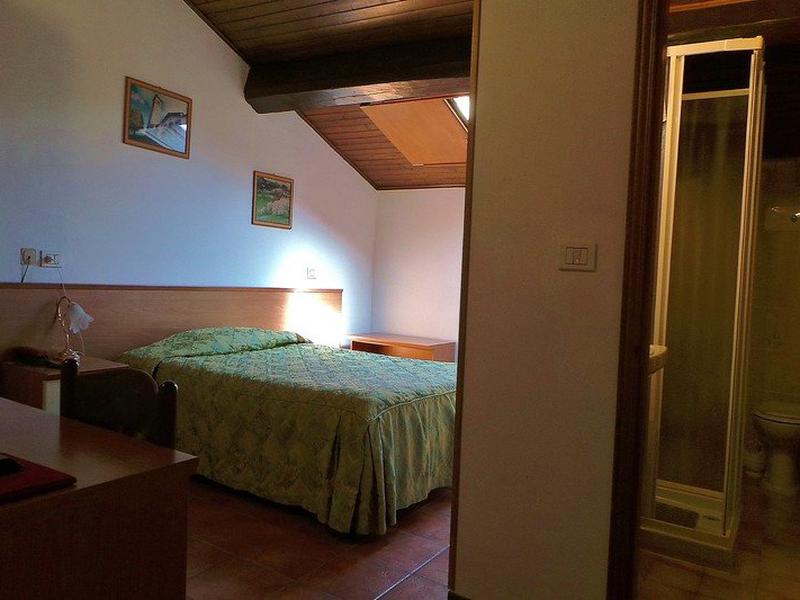 15050410A3F7AD69FC7C68D7101C6244