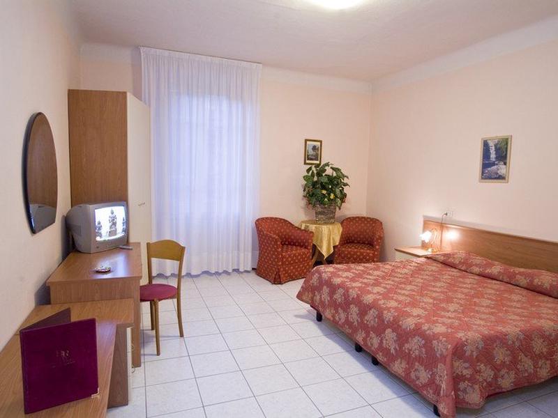 B88C748F1C3EA96A52D067019E8D5A8F