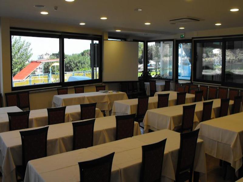 CCE9079A923FBAEFA6D6FD38CF5FE2ED