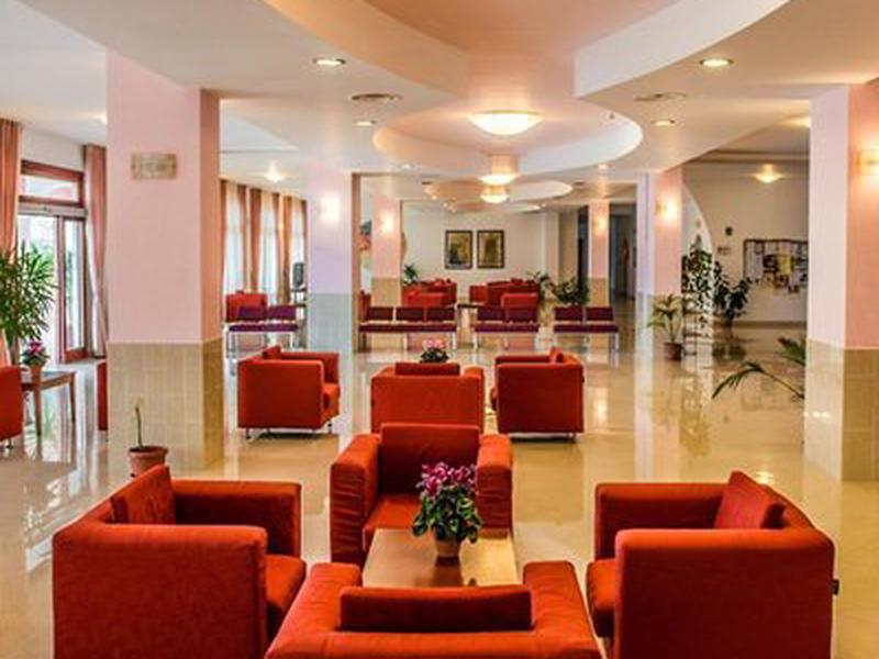 0FF5940C2B0B96B13E535A48FAF612C0