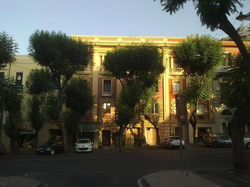 8915F291DC9C14E97A6375F9FD5F96C5