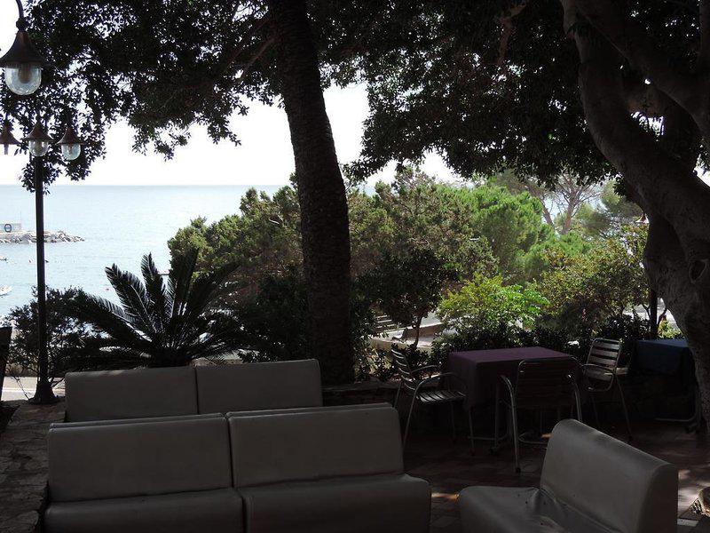 204AC9997D00ECA374F7A10B16CCF0A9