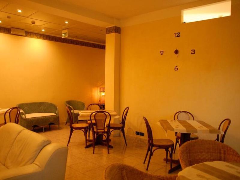 FB2EC8843A6A5536BD009CE342F765D2