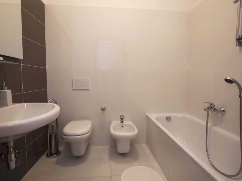 AD75B64E3DFBD91D0BCF7BBBFD463D03