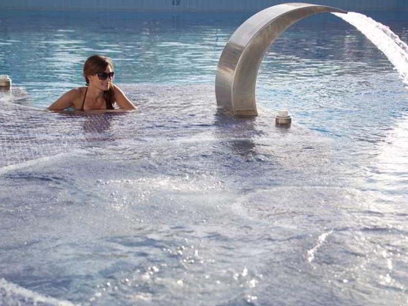 8F3B06AD1C526816792F80842ACA6438