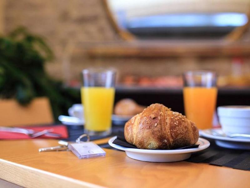 B78532235E126EB757D8A33BBB89B8F2