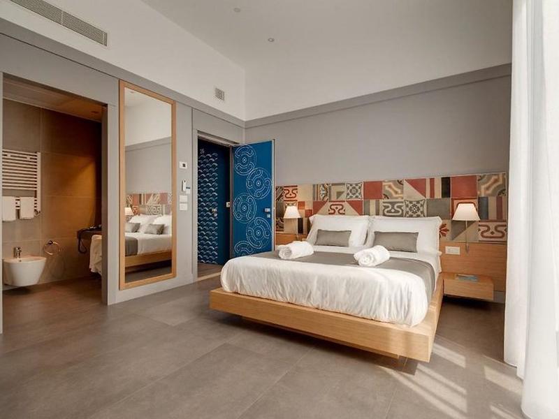 97AB5A5A6EE3368EC505EDDB3444B81E