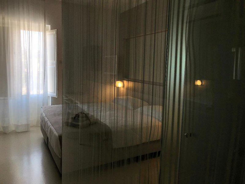 FCB7A303D8CE249C3FE733AC0ECB16DC