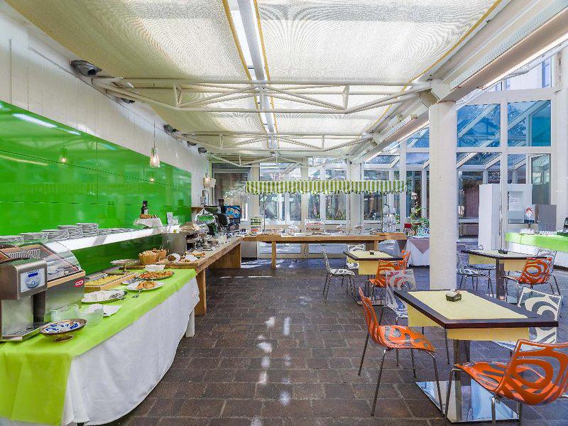 AF7DEA1FAD873350A75A3357E7AD40CA