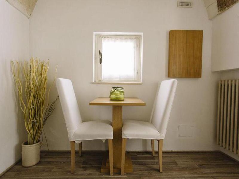 983AA22FD66AEBE030007F2B07230C52