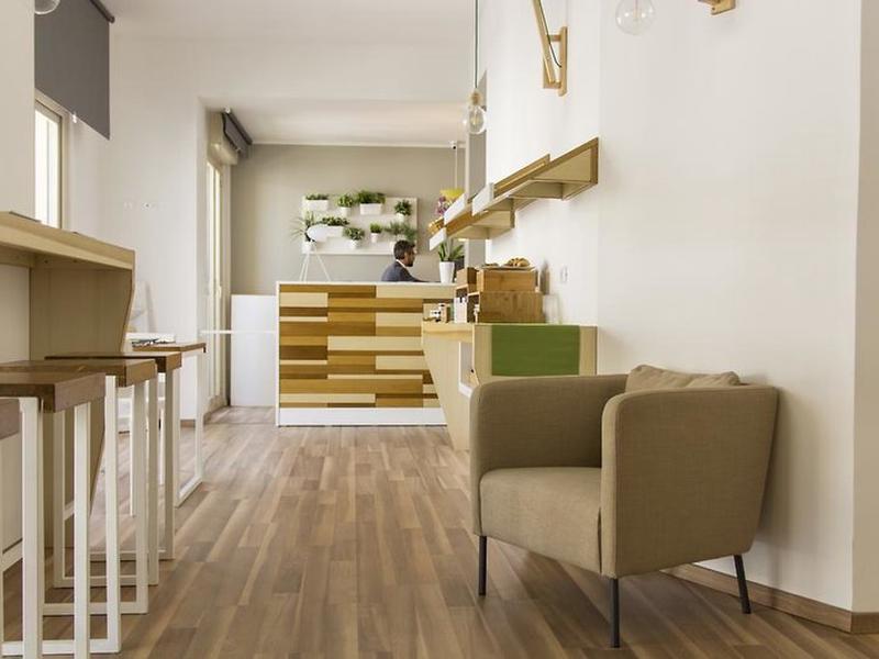 7276D87B176835D729A6BAED6893FB1C