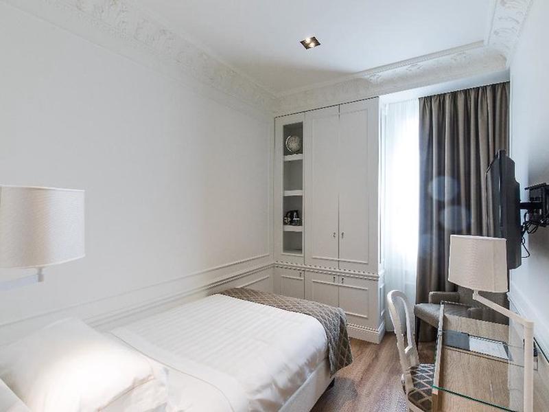 65C9C4FA6D131D0DB3B48915F38B7A70