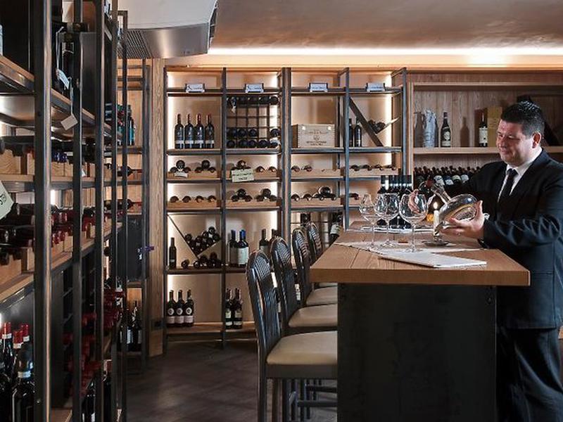 99B15DDAAF3C8A278FFD668A00EB1977