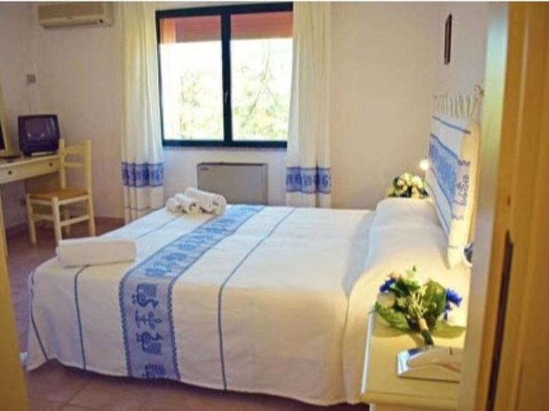 1460C33D2E8D27659B38D856BE9AED84