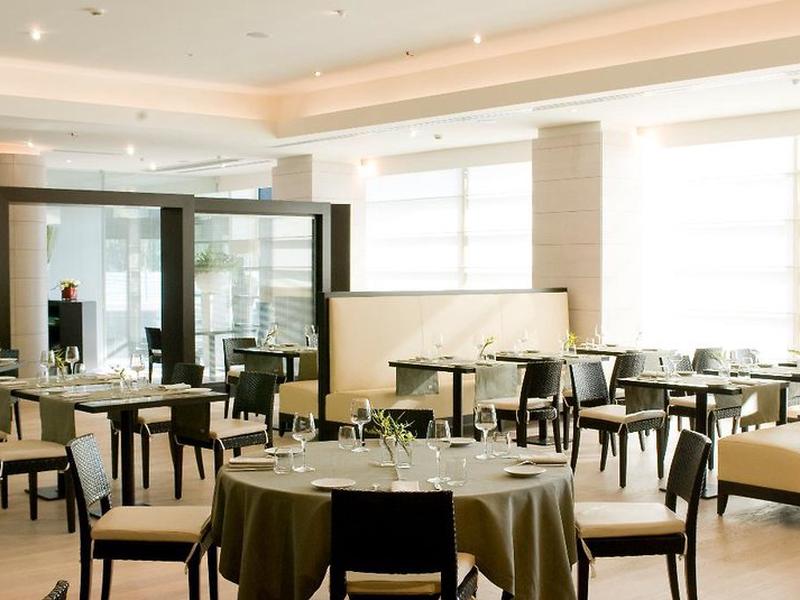 38C6E726126F1B254FF9E477AAD01040