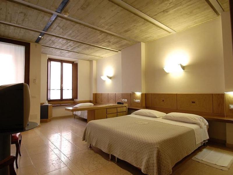 D205B2A00BB8BC4E20CE13C380EC84B0