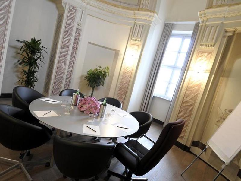 108DDDC8F2C3C1A18FE5F7AEC20B7A30