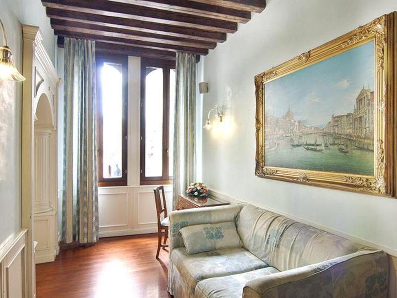 5F51F414A05A98C131979D69DE083230