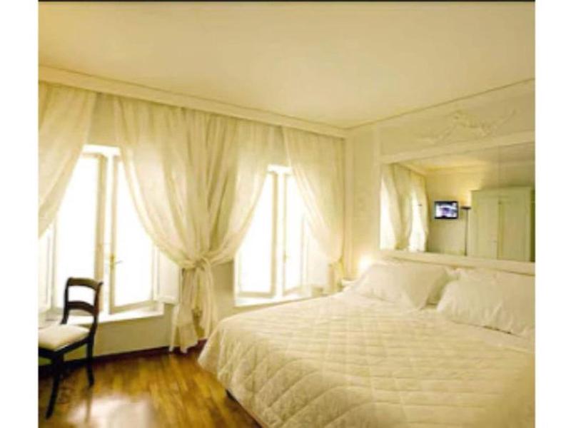 EA790603C6BB24ED4B4861E610F7AF42