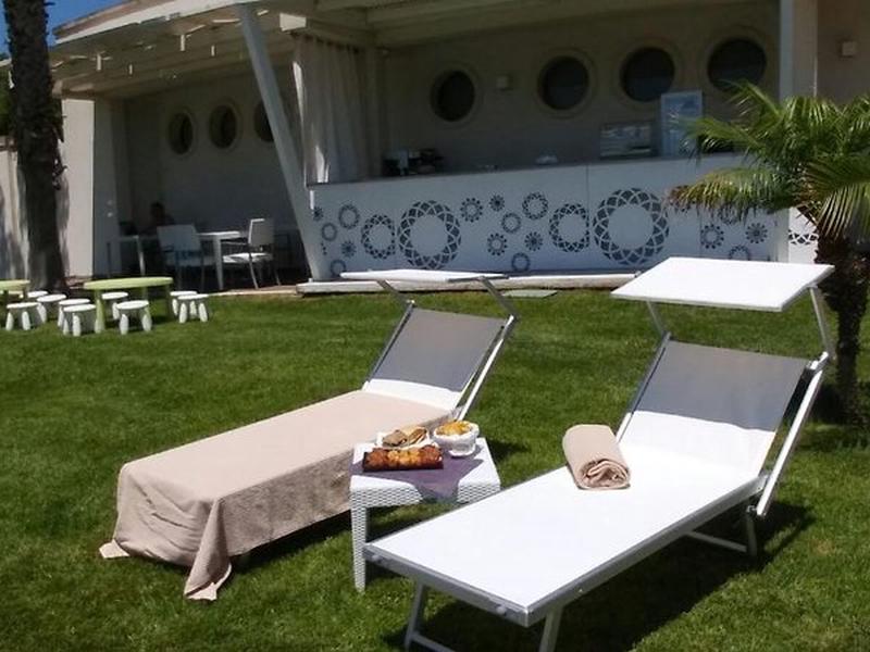 9CC3A25E60B2C9F2B6D8FBD1BE560875