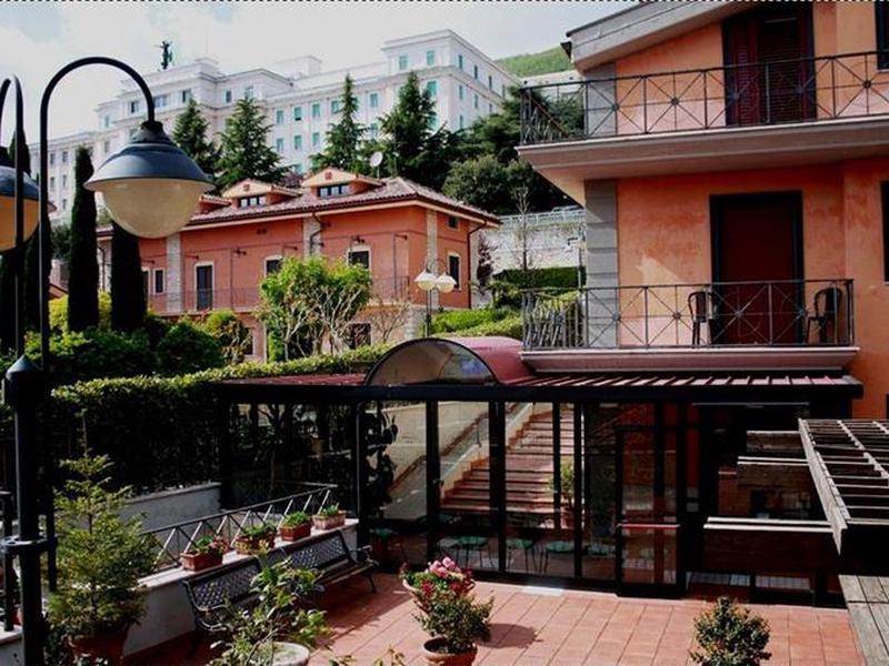 71D36CF0F4F57BF6F56DC220D0D860FA