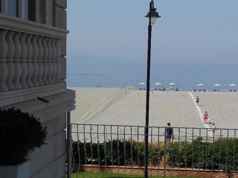 63256EDA313181CA19EA425C839A9594