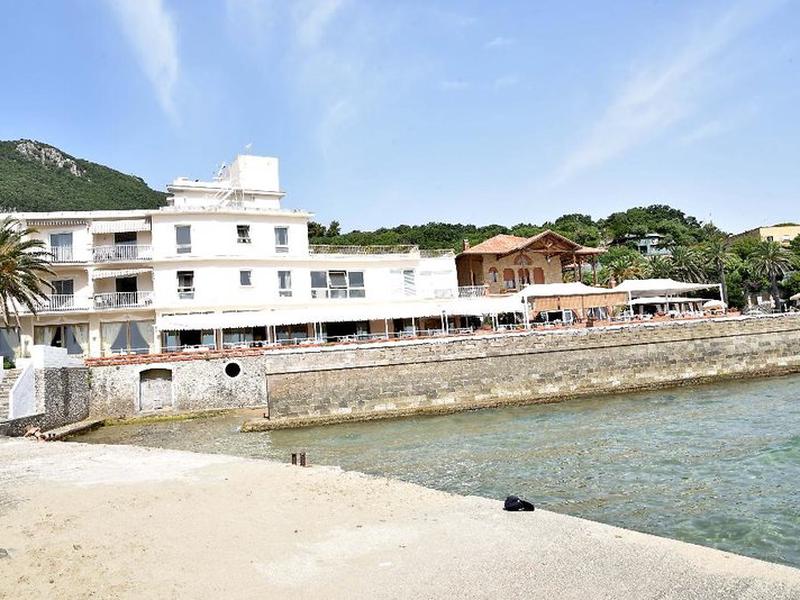 7A8D156F7F95378DDCBD378058337515