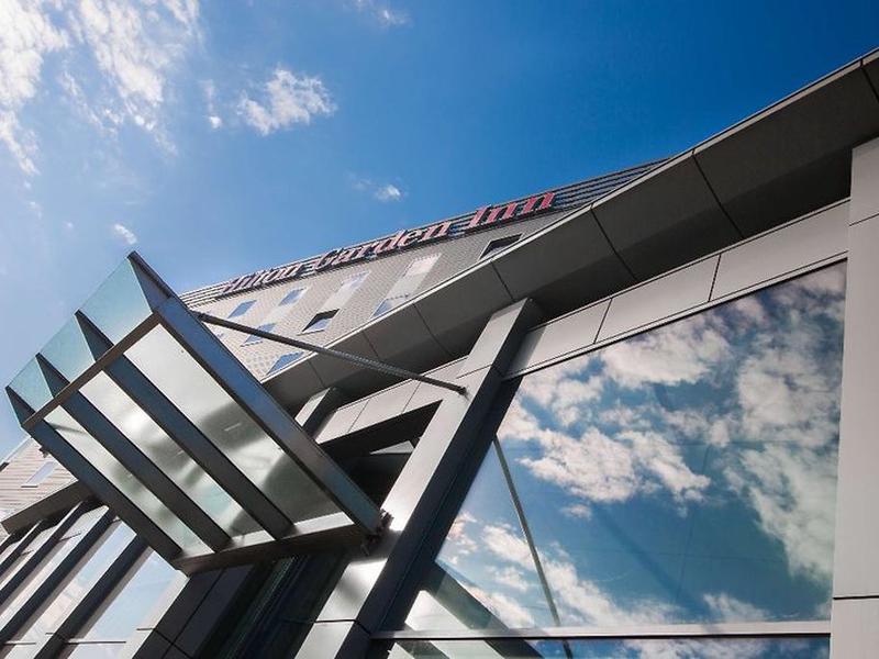 318FDBC31325548125F18E58D4350662