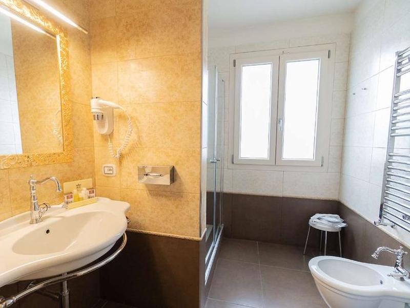 739927D57BB719B3E4A6F7D8C605B6EB