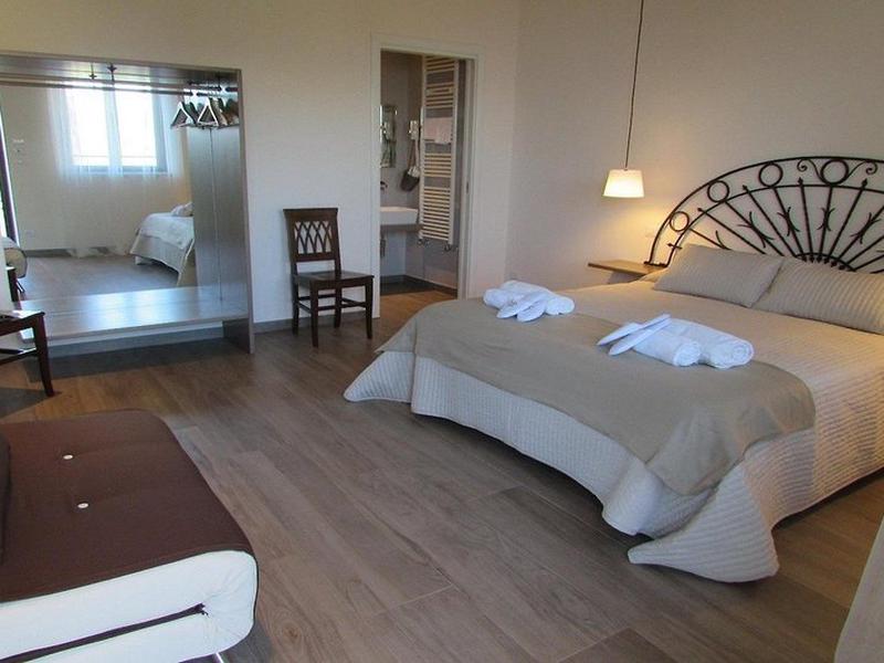 94AA6B752B9E0F70B5D356D5B3D32FB6