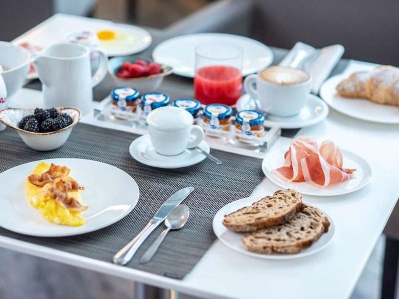 31F5443A28E149D68E501708076F813D