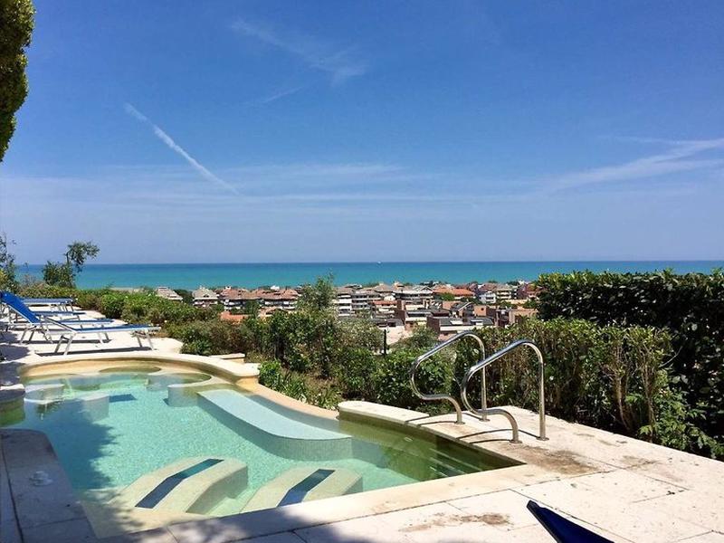 B559986032036E16715F67D9658A5F21