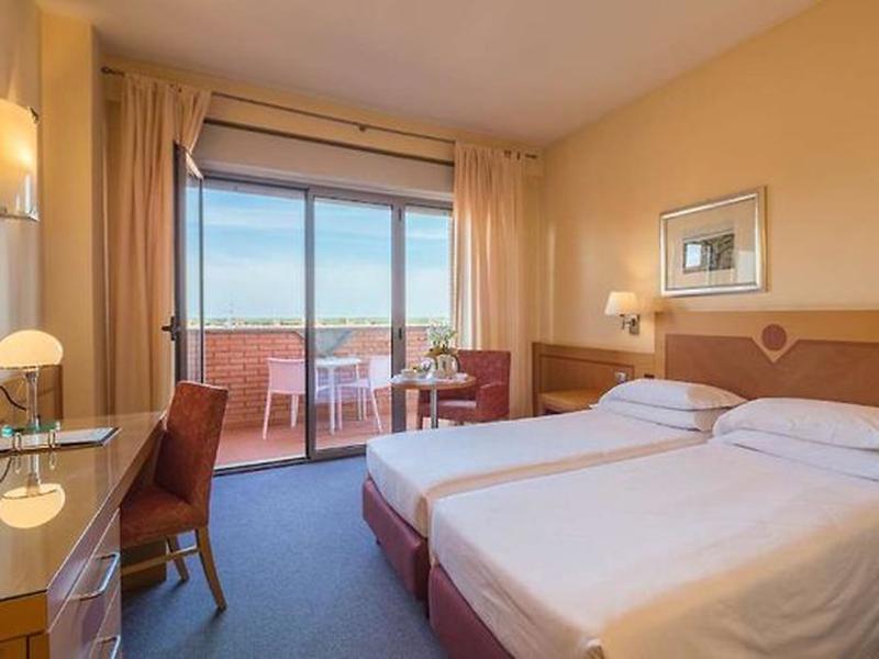 E9855F00B7DE2FBE99E70E905FE66570