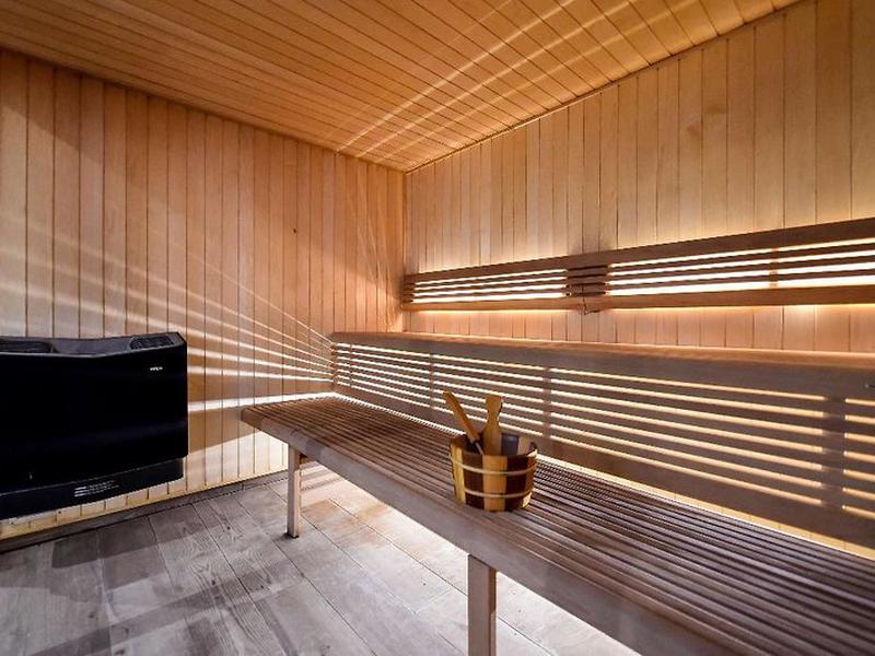 99385697557BB24D7AC476E8D7CDC009