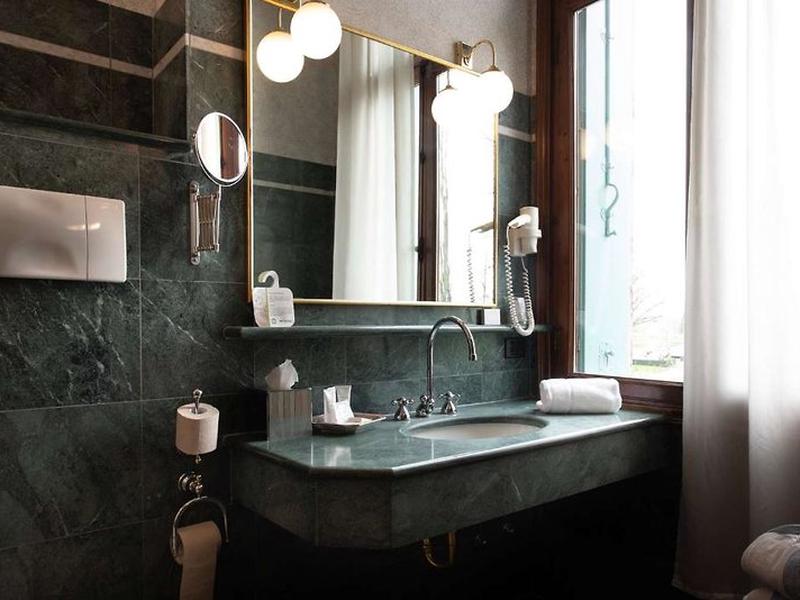 E4FEF71BA37035C0C3B8743FADACE245