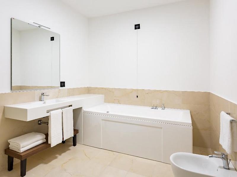 29F0465E41AC30D9E1B2576B16814F7A