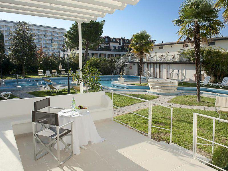 C4DA8C3DD87D47ABCF4A80FB789ACC7D