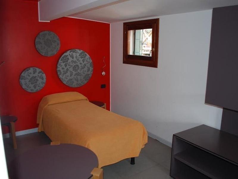 05D4C8672BD9C13F464ED56B2576CFA0