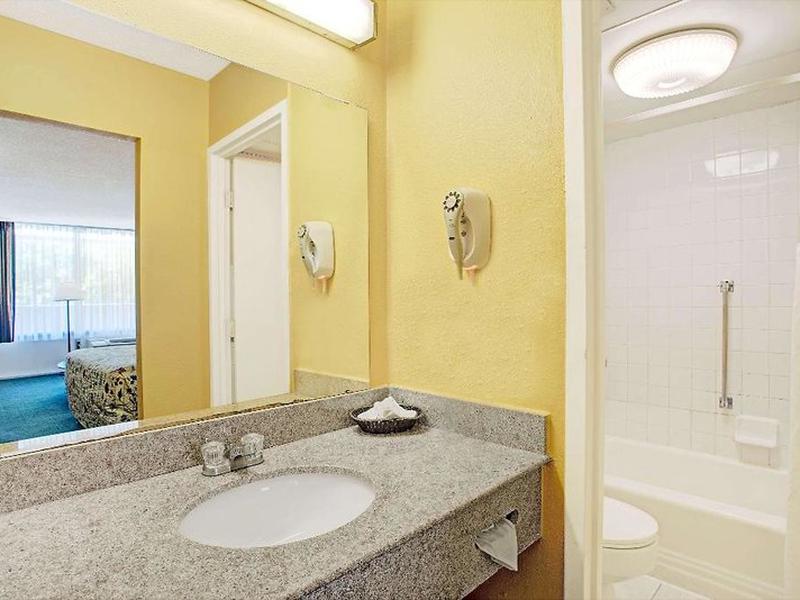 1D75506870D1473CBB4FE81EE510129E